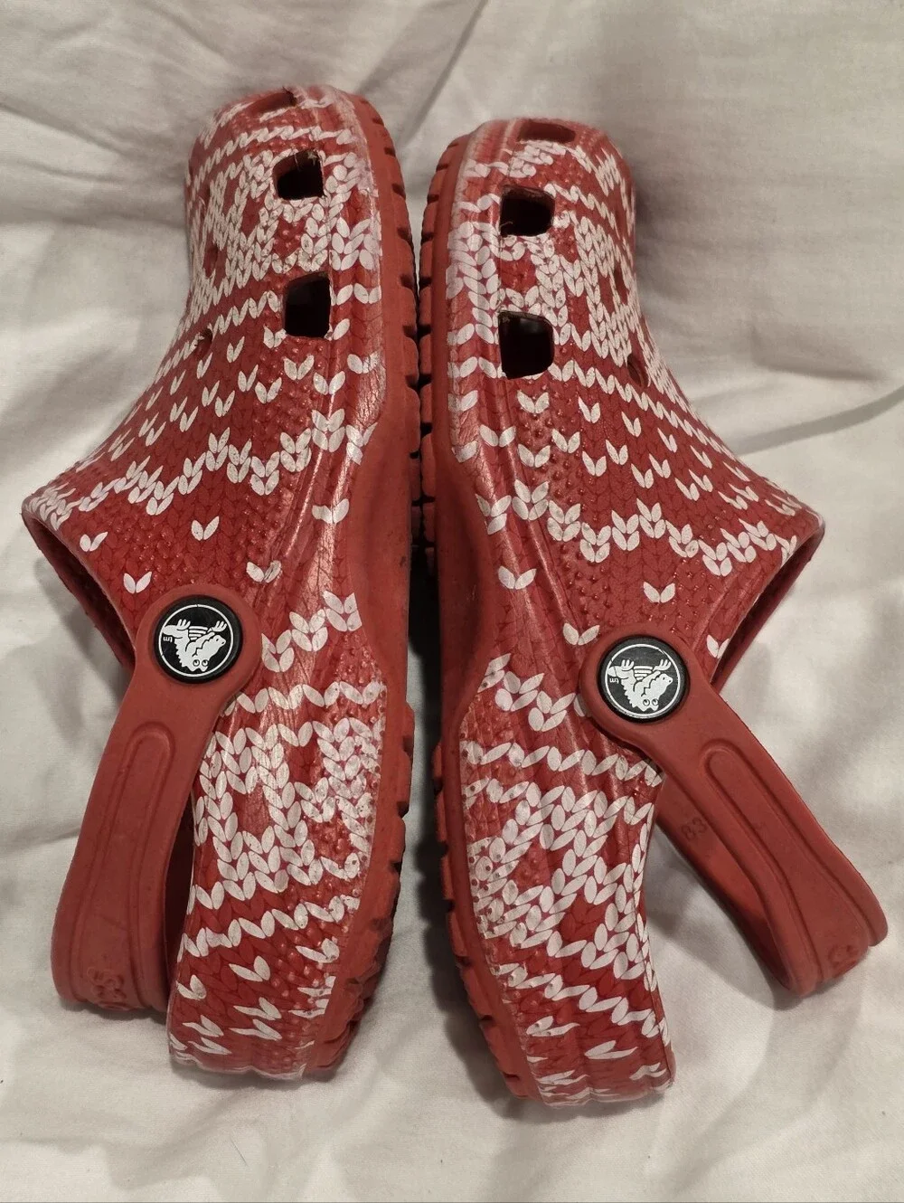 Crocs Classic Holiday Red White Sweater Clogs Slip-On Youth Kids Size C 13